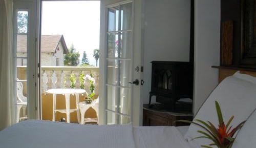 King Room with Partial Ocean View