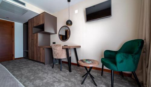 Two-Bedroom Suite
