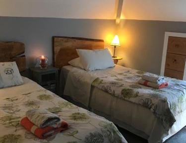 Twin Room with Bathroom
