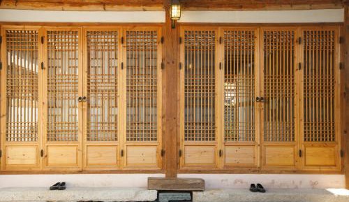 Korean-Style Family Room