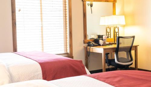 Deluxe Double Room with Two Queen Beds