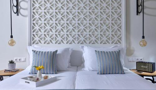 Superior Double Room with Side Sea View