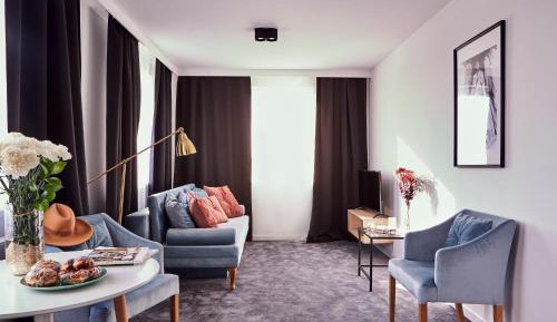 Apartment with a separate bedroom