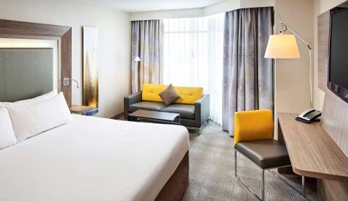 Executive King Room with Sofa Bed