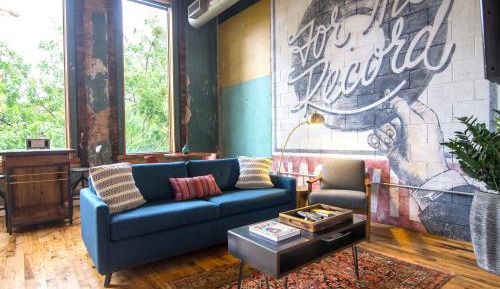 Loft 202