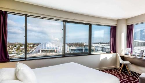 Standard Room with One Double Bed and One Single Bed