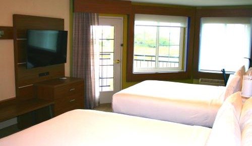 Queen Suite