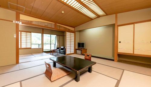Superior Family Room