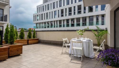 Apartment with Terrace