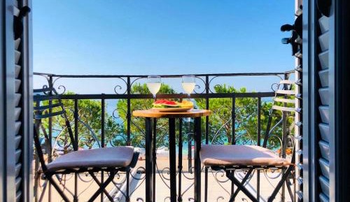 Double Room with Balcony and Sea View