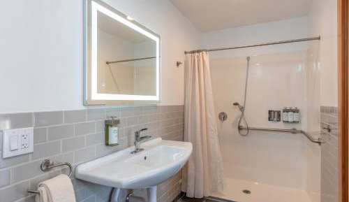 Disability Access Queen Room