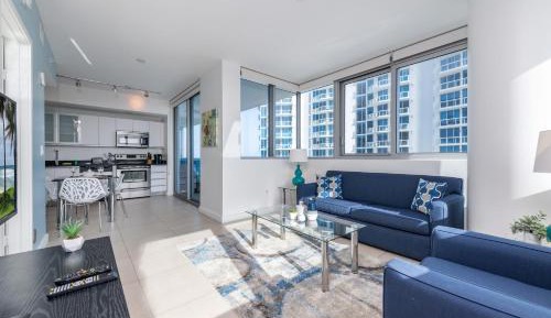 One Bedroom Apartment - City View with Balcony