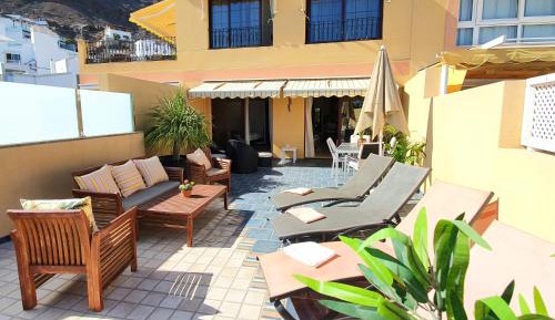 Two-Bedroom Apartment with Ocean View (4 Adults)