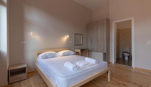 Large Double Room