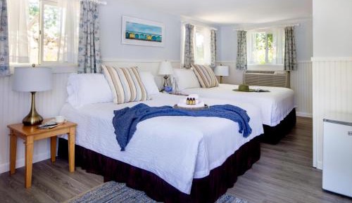 Standard Queen Room with Two Queen Beds
