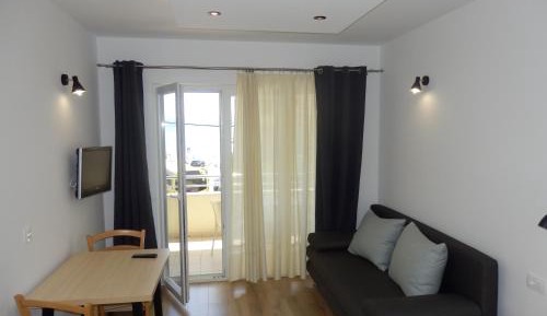 Studio with Sofa Bed