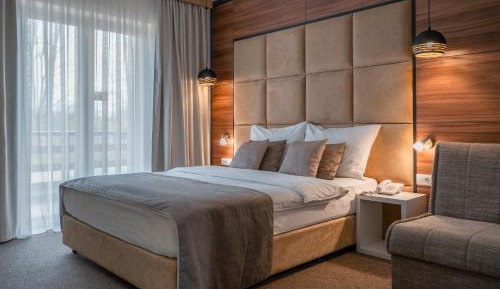 Deluxe Double or Twin Room with Balcony