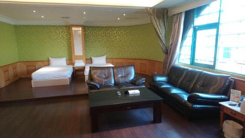 Suite with Spa Bath