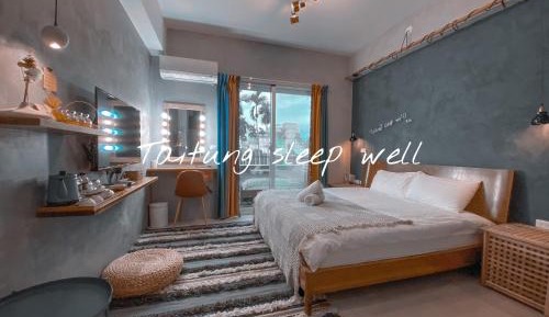 Queen Room with Balcony