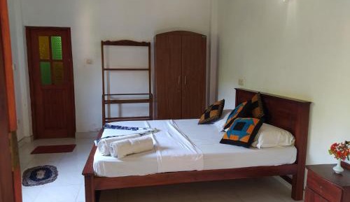 Double Room with Balcony (3 Adults)