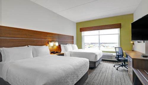 Standard Queen Room with Two Queen Beds