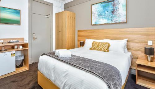 Queen Room