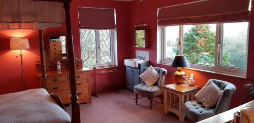 Deluxe King Room with Balcony