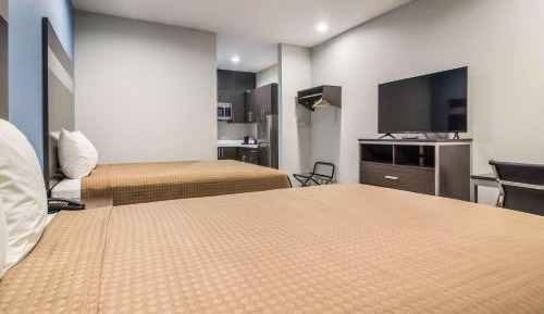 Queen Room - Disability Access - Non-Smoking