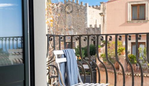 Suite with Balcony