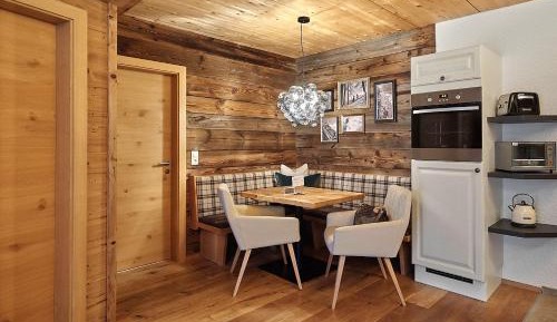 Superior One-Bedroom Apartment with Terrace