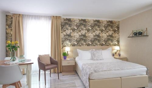 Premium Quadruple Room