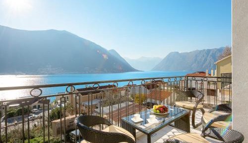 Apartment with Sea View