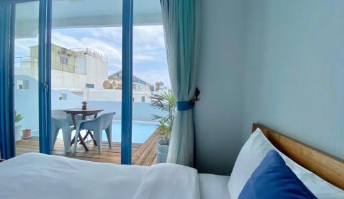 301 VIP Double Room with Bath and Balcony