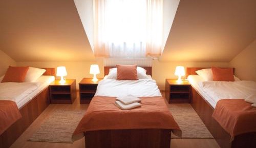Triple Room with Bathroom
