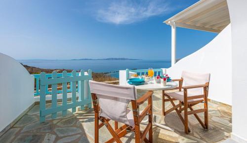 Studio Apartment with Sea View