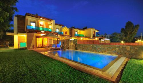 Villa with Private Pool (4 Adults)