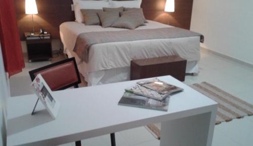 Deluxe King Suite