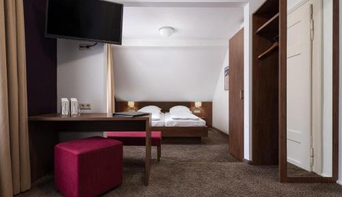 Suite (3 Adults)