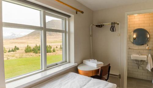Twin Room with Shower