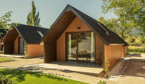 One-Bedroom Bungalow