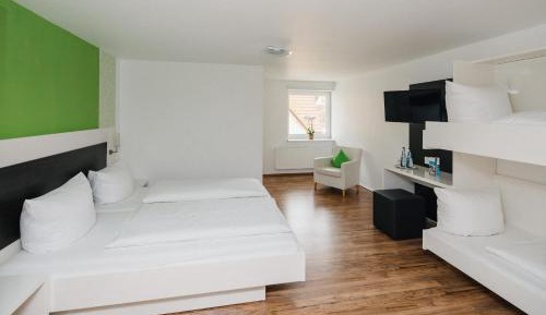 Quadruple Room with Shower