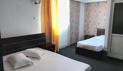 Triple Room with Private Bathroom