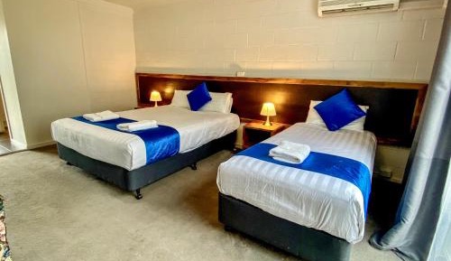 Deluxe Queen Room