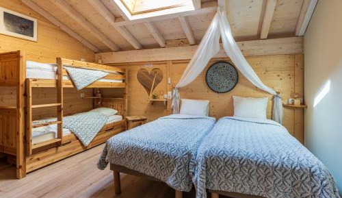 VIP Lodge 