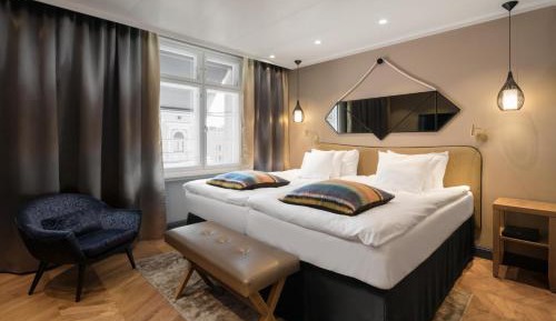 Solo Twin Room