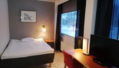 Single Room with Shared Shower