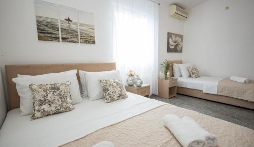 Triple Room with Bathroom