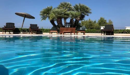 Villa - Beach Front
