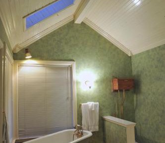 Three-Bedroom Cottage