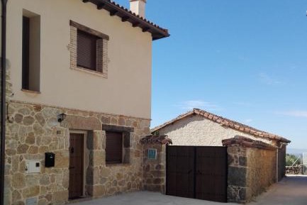 Three-Bedroom Townhouse